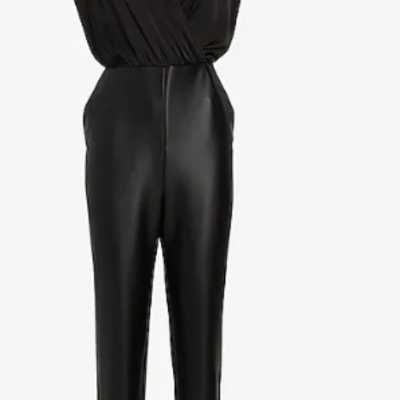New w/ Tags BLACK Faux Leather Cap Sleeve Jumpsuit~ Large. - Picture 3 of 5